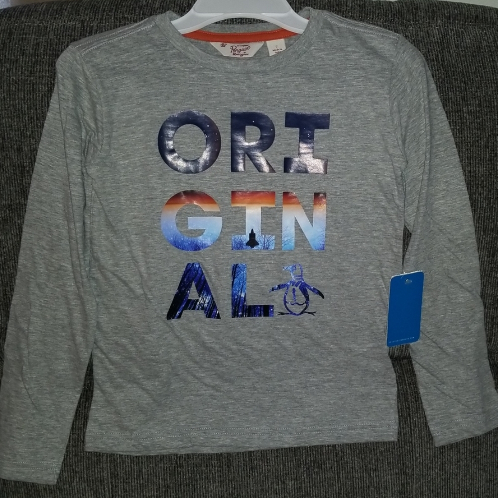 Grey Christmas shirt s7